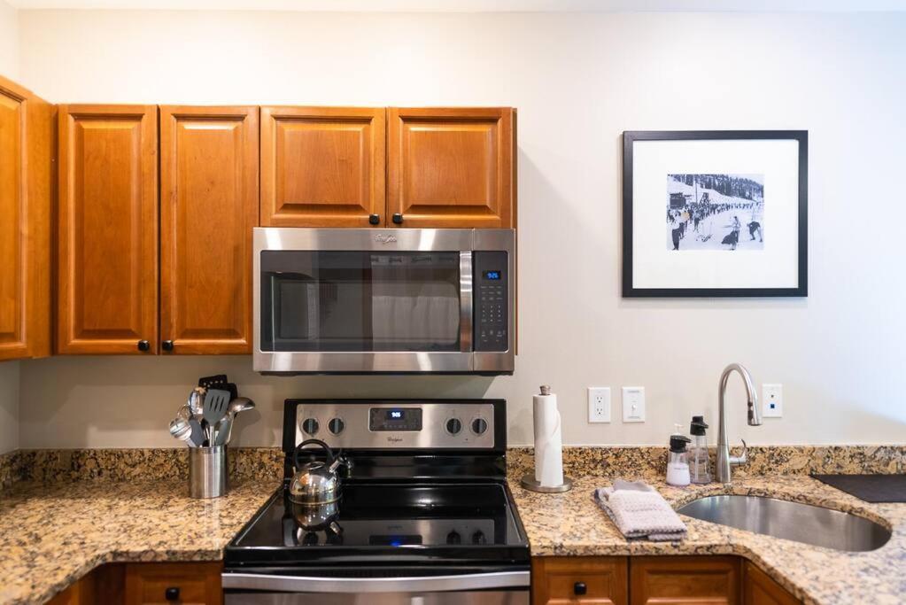 Ski-In/Ski-Out Zephyr 1 Bedroom Condo Винтер Парк Экстерьер фото